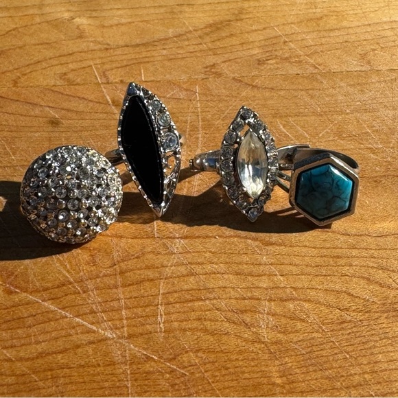Lot of 4 Vintage Adjustable 90s Silvertone Rings lots of Sparkle Boho Costume - Picture 2 of 12